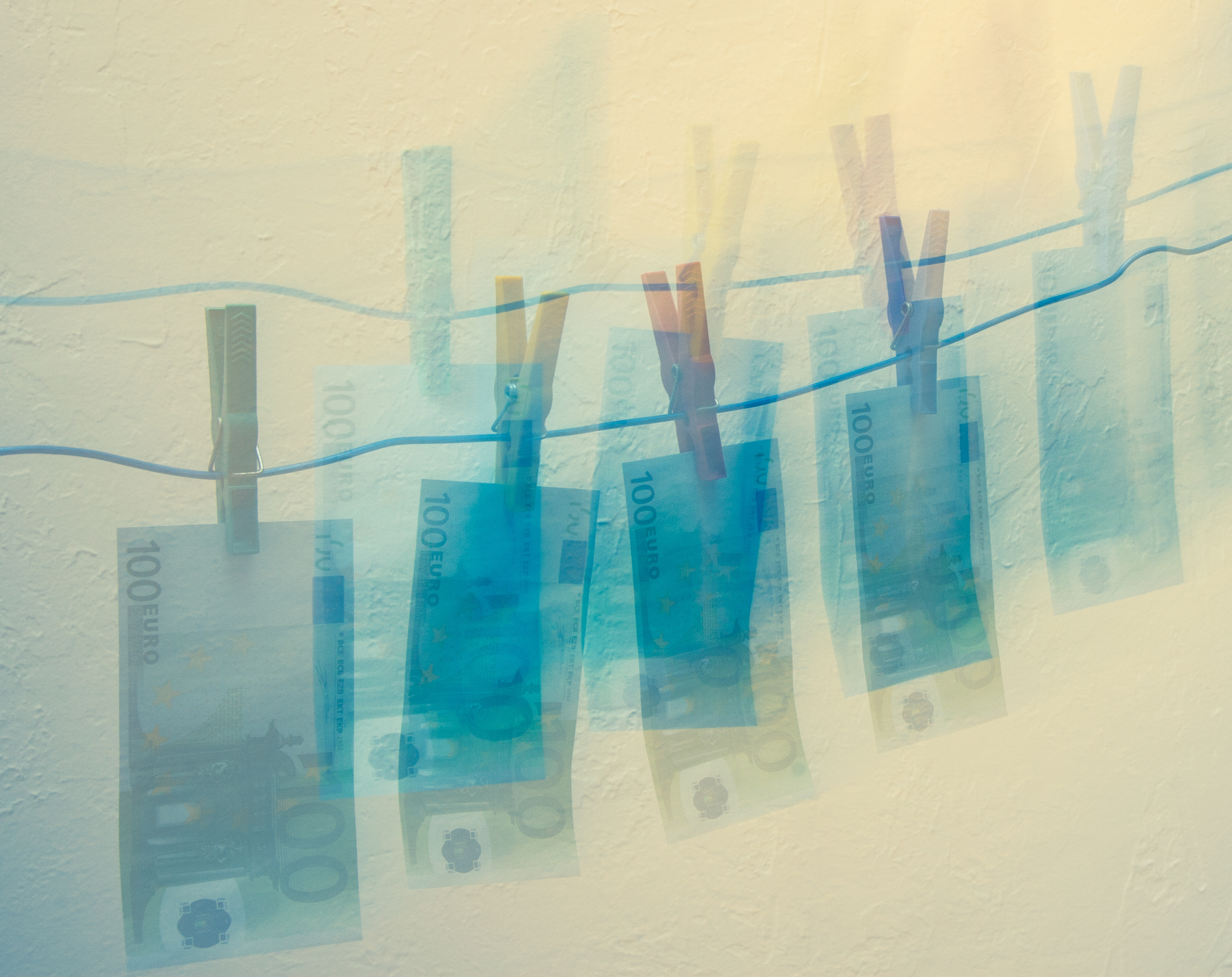 Achtung: Die neue EU-Geldwäscheverordnung verschärft die Ermittlung wirtschaftlicher Eigentümer ab 2027. Warum Sie bereits 2026 handeln sollten.